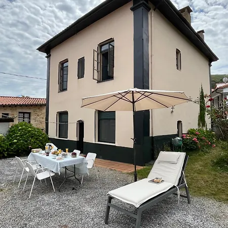 Villa La De Angela Pechon